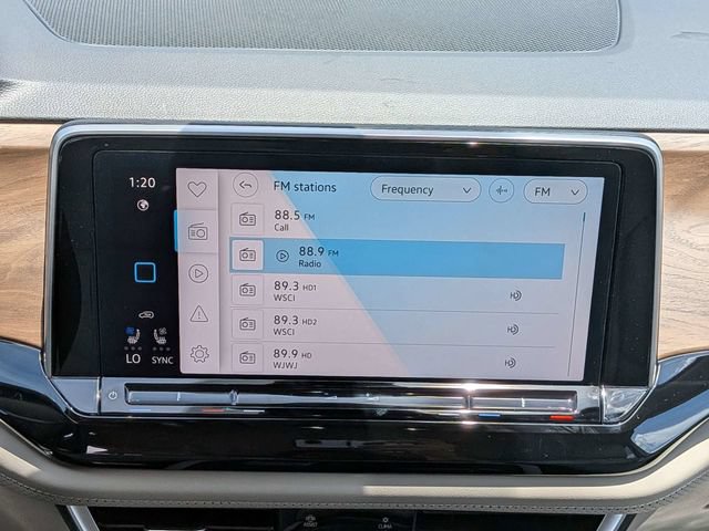 New 2026 Volkswagen Atlas SE FWD image 18