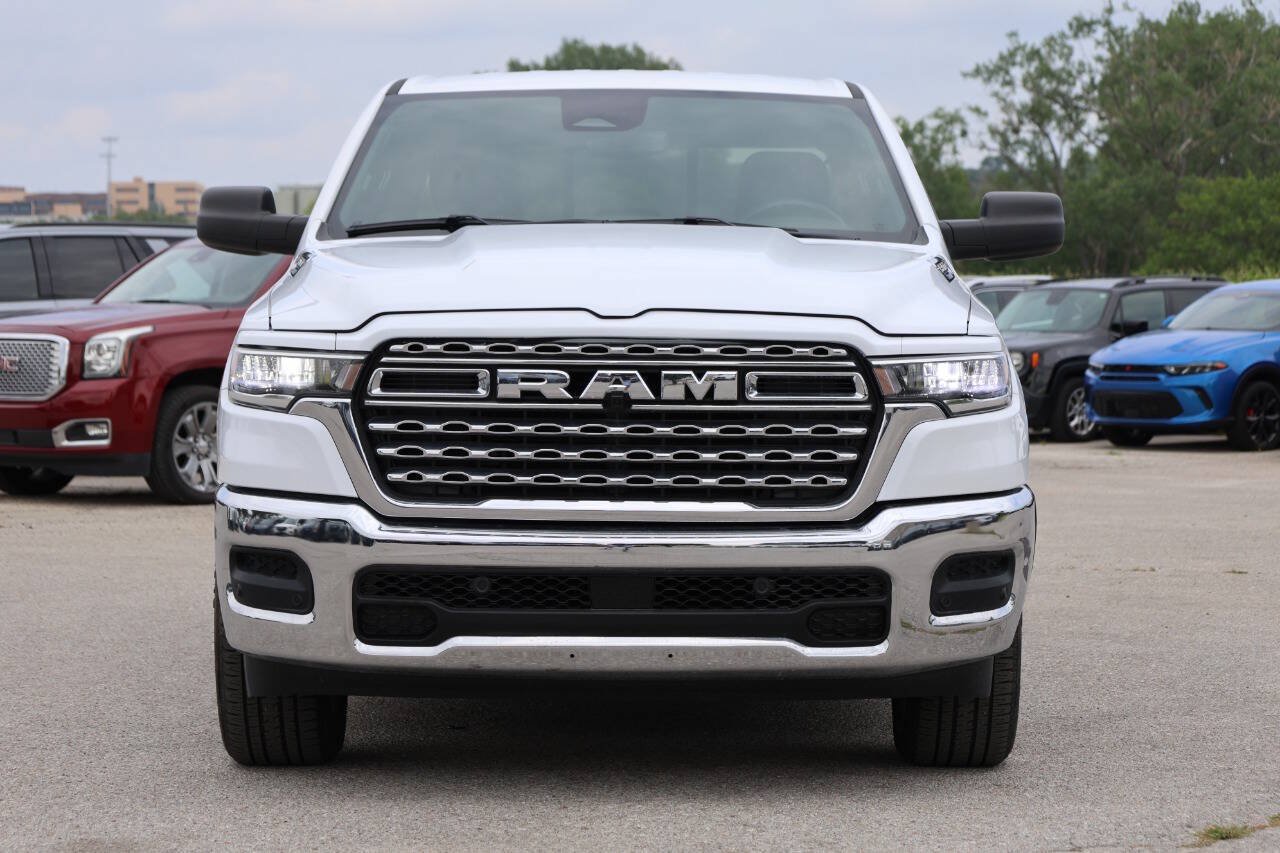 Used 2025 RAM 1500 Tradesman AWD/4WD image 2