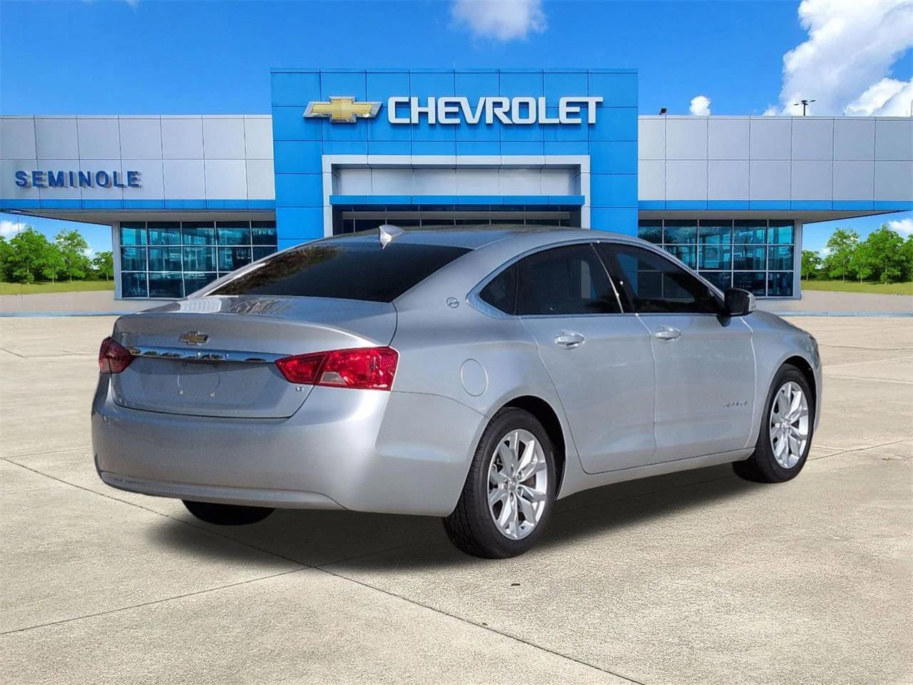 Used 2017 Chevrolet Impala LT image 4