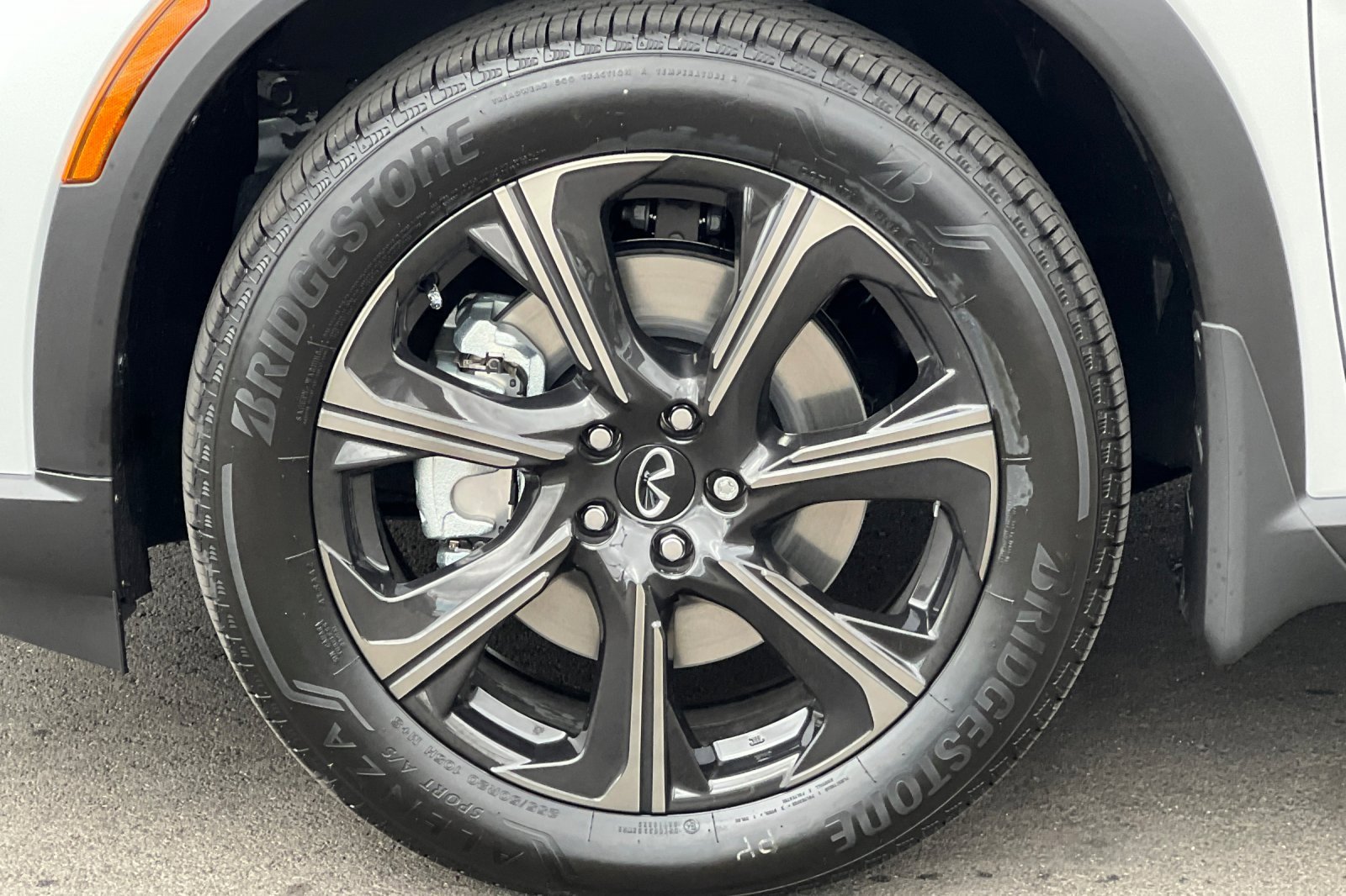 New 2026 INFINITI QX60 Autograph w/ Dark Cargo Package image 32