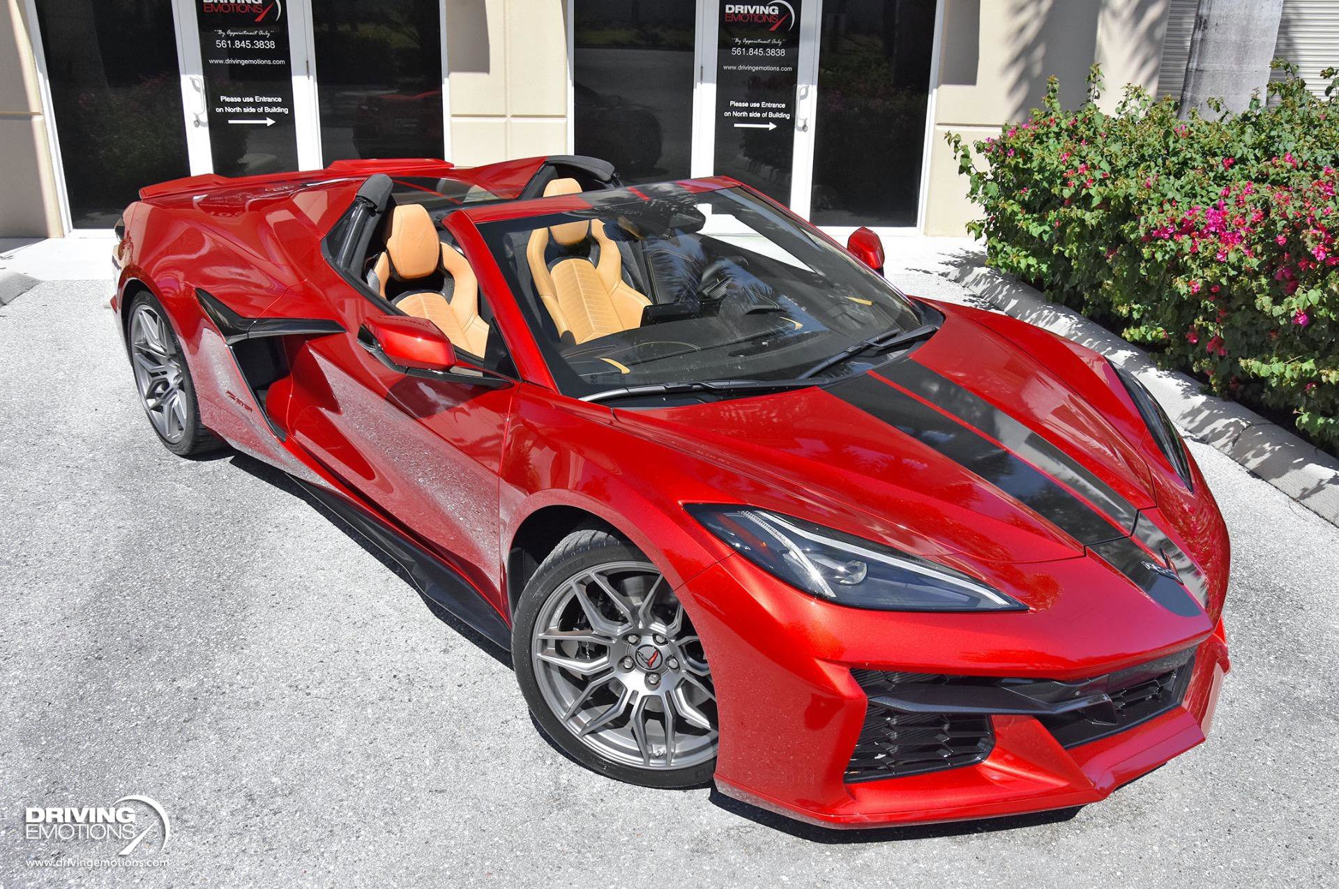 Used 2025 Chevrolet Corvette Z06 w/ Stealth Interior Trim Package RWD image 2