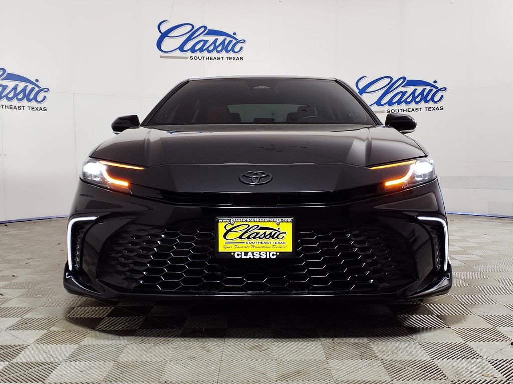 Used 2025 Toyota Camry XSE w/ Premium Package FWD image 3