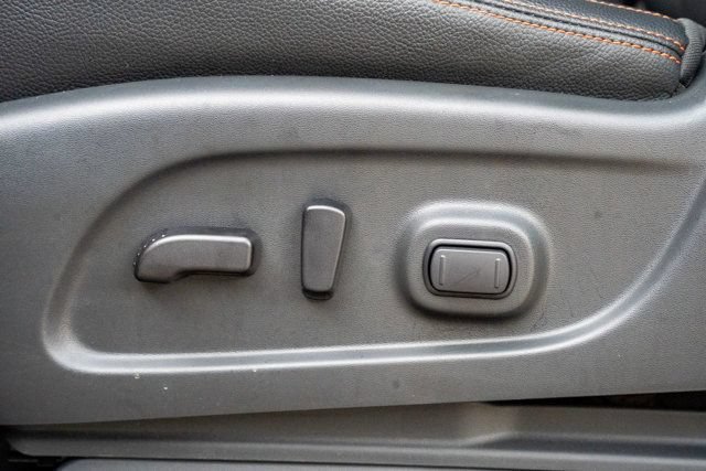 Used 2023 Nissan Titan PRO-4X w/ Pro-4x Convenience Package AWD/4WD image 35