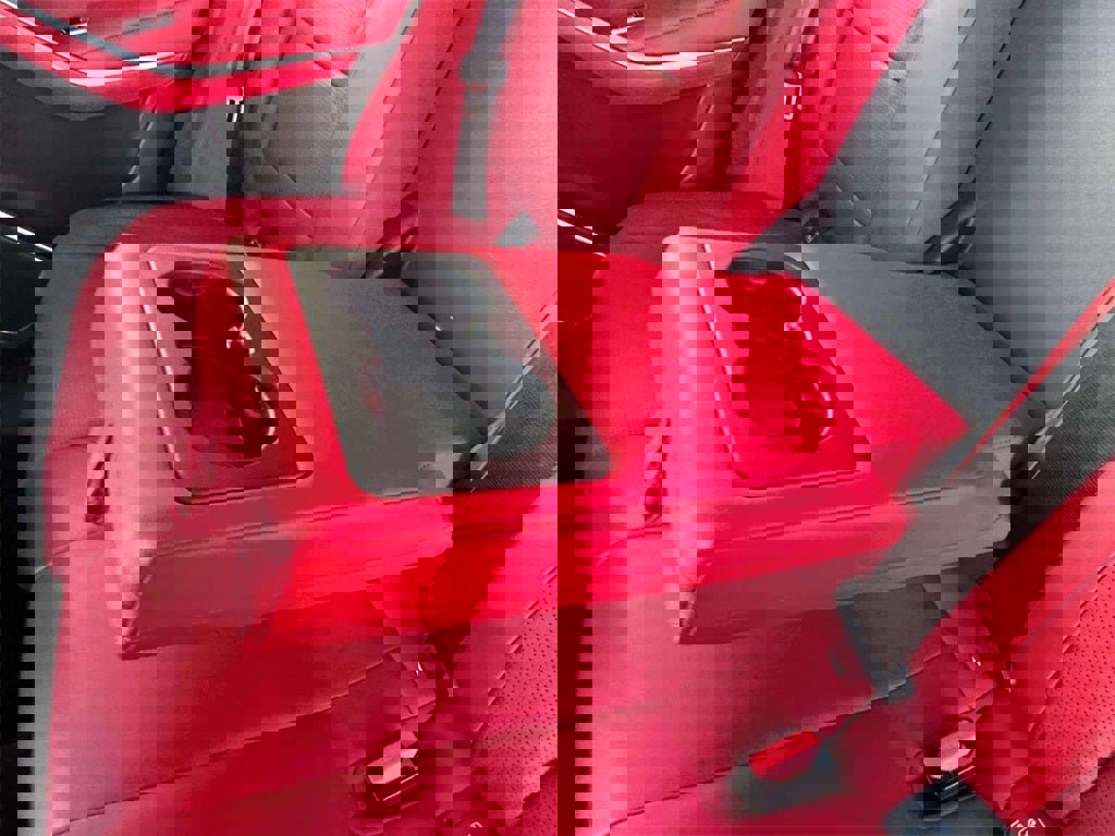 Used 2021 Jaguar F-PACE R-Dynamic S image 11