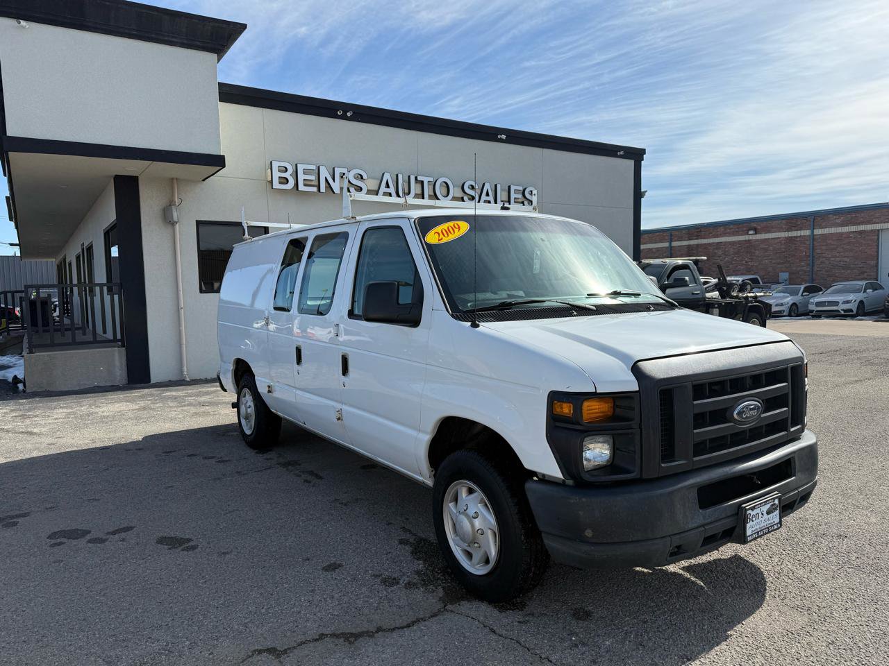 Used 2009 Ford E-150 and Econoline 150 E-150 RWD image 4