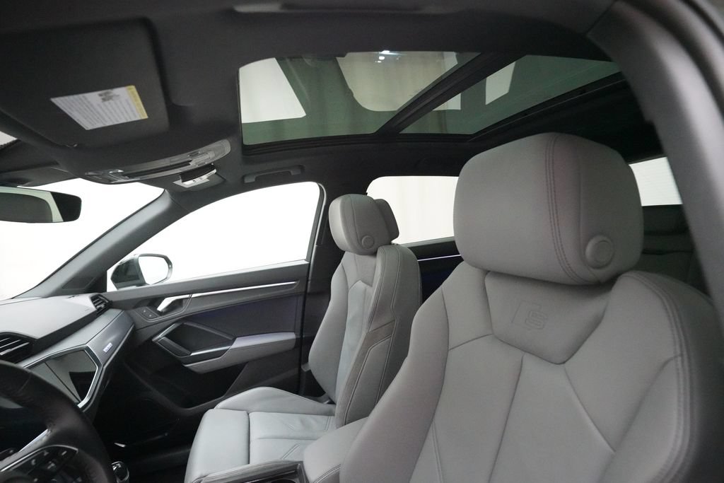 Used 2019 Audi Q3 2.0T Prestige w/ Prestige Package AWD/4WD image 33