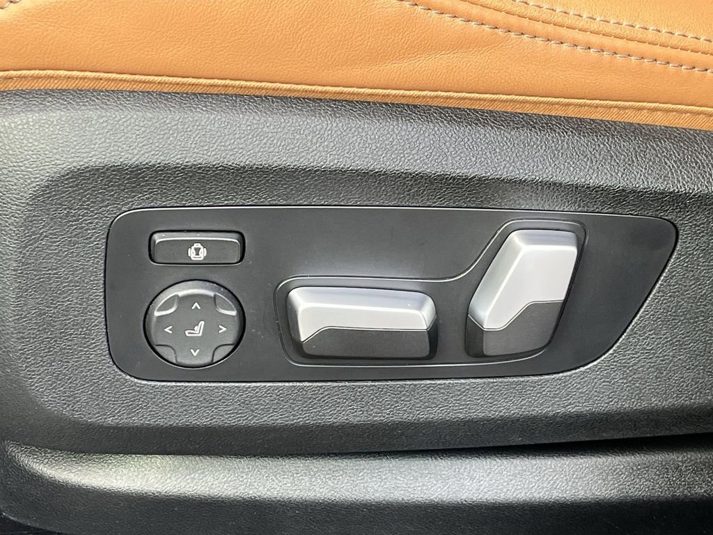 Certified 2023 BMW X5 xDrive40i w/ Premium Package image 12