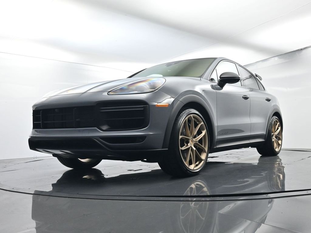 Used 2023 Porsche Cayenne Turbo GT image 43
