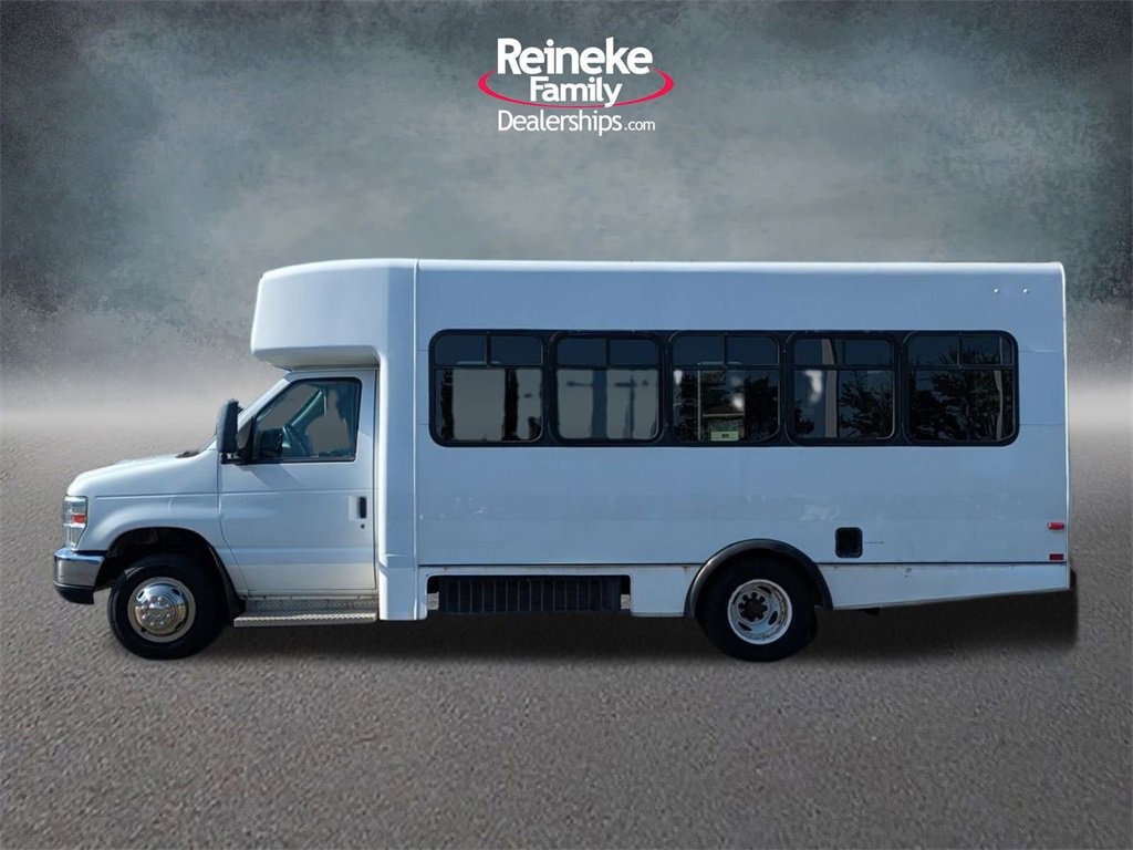 Used 2012 Ford E-450 and Econoline 450 Super Duty w/ Shuttle Bus Prep Pkg image 8