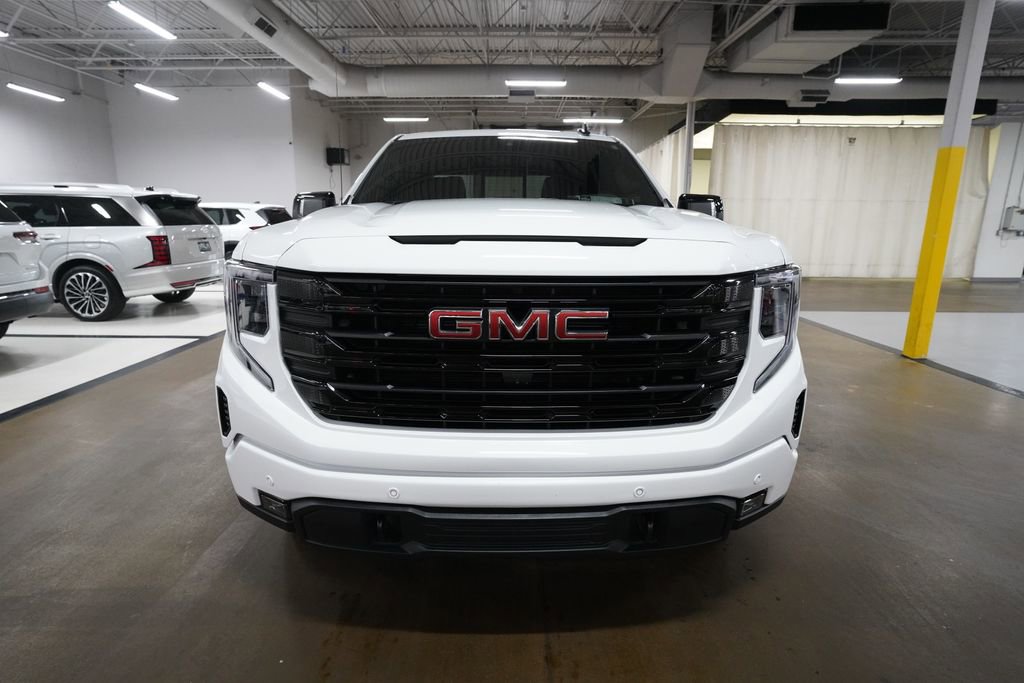 Used 2025 GMC Sierra 1500 Elevation w/ Preferred Package AWD/4WD image 11