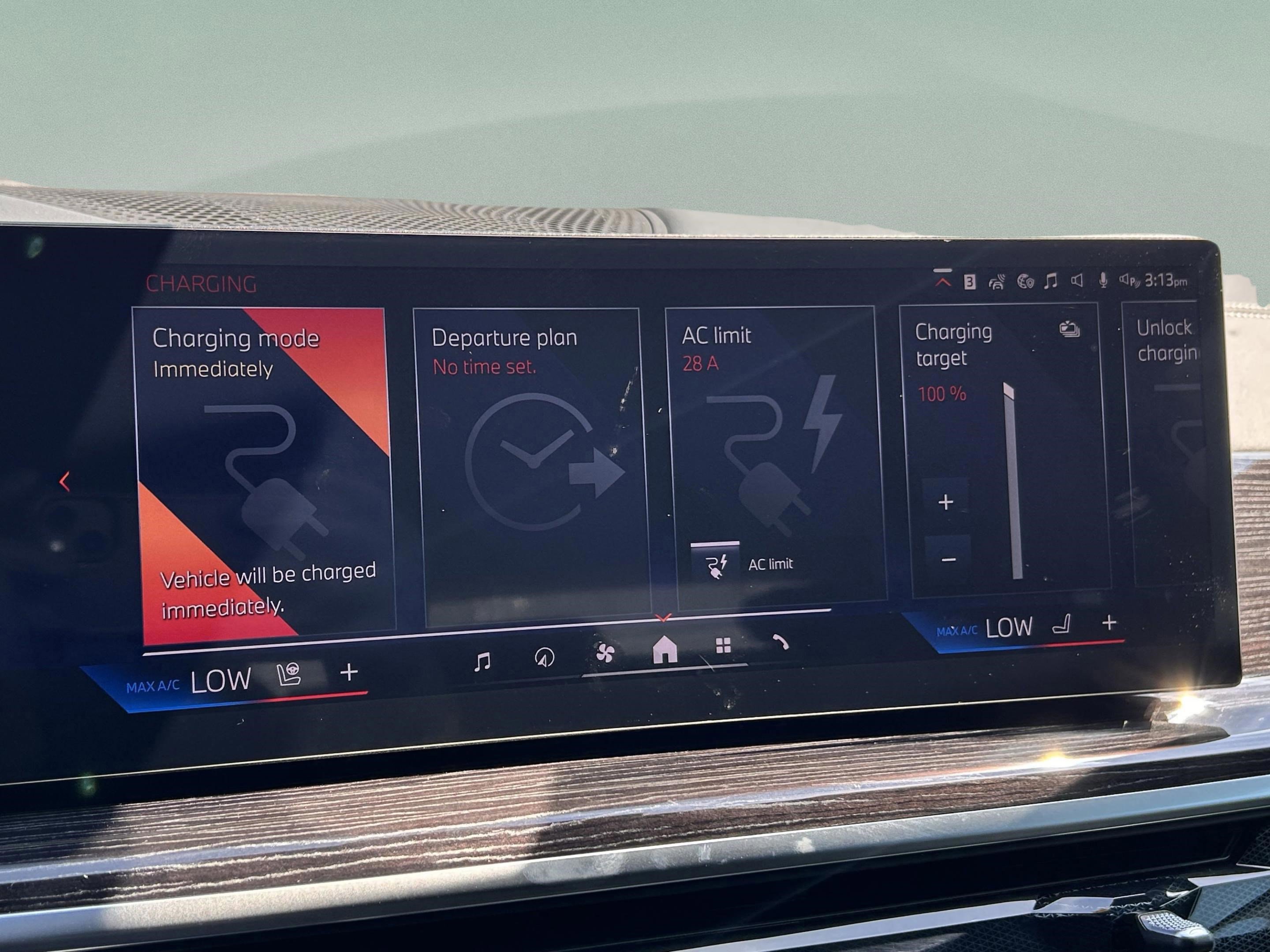 Used 2026 BMW X5 xDrive50e w/ M Sport Package image 17