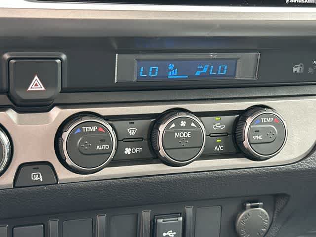 Used 2022 Toyota Tacoma SR5 AWD/4WD image 12