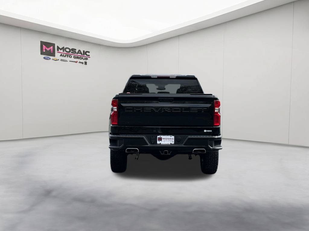 Used 2023 Chevrolet Silverado 1500 LT Trail Boss w/ Protection Package AWD/4WD image 6
