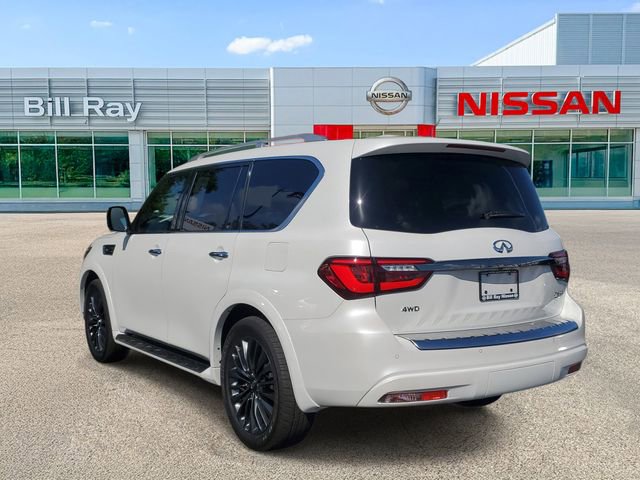 Used 2024 INFINITI QX80 Sensory AWD/4WD image 3