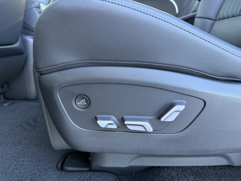 Certified 2026 Hyundai Ioniq 9 Calligraphy image 19