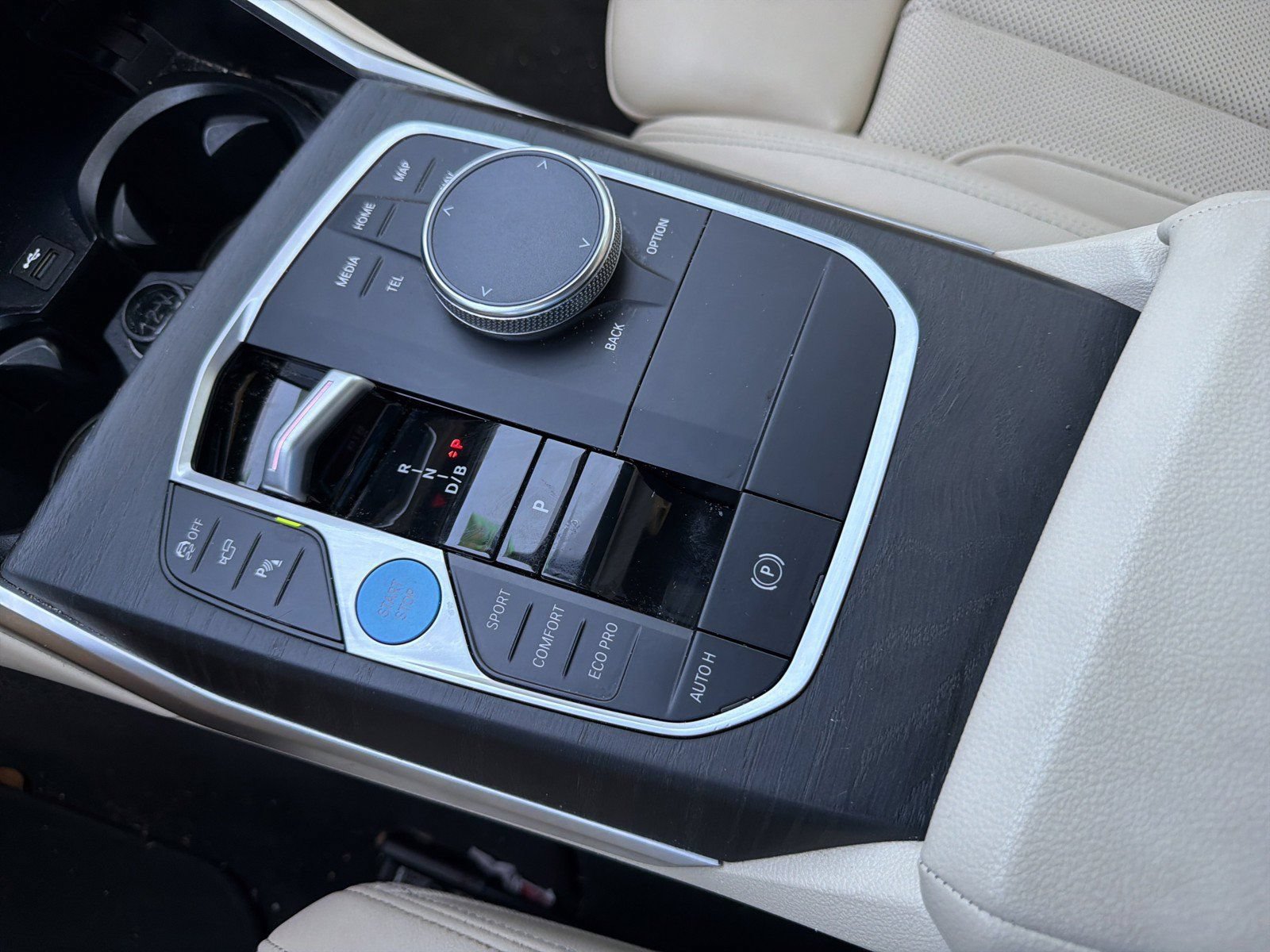 Used 2023 BMW i4 eDrive35 w/ Premium Package RWD image 29