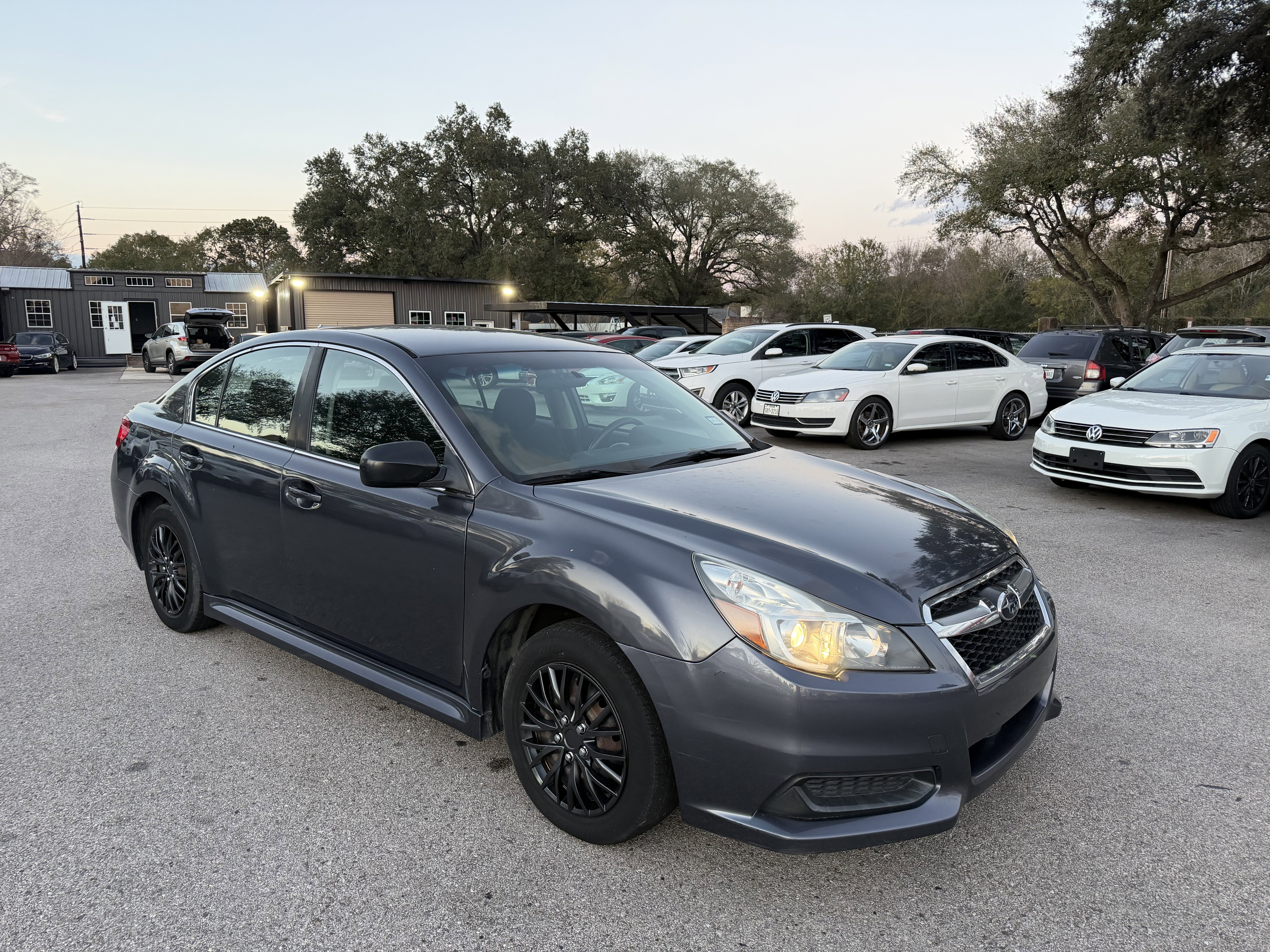 Used 2014 Subaru Legacy 2.5i image 5
