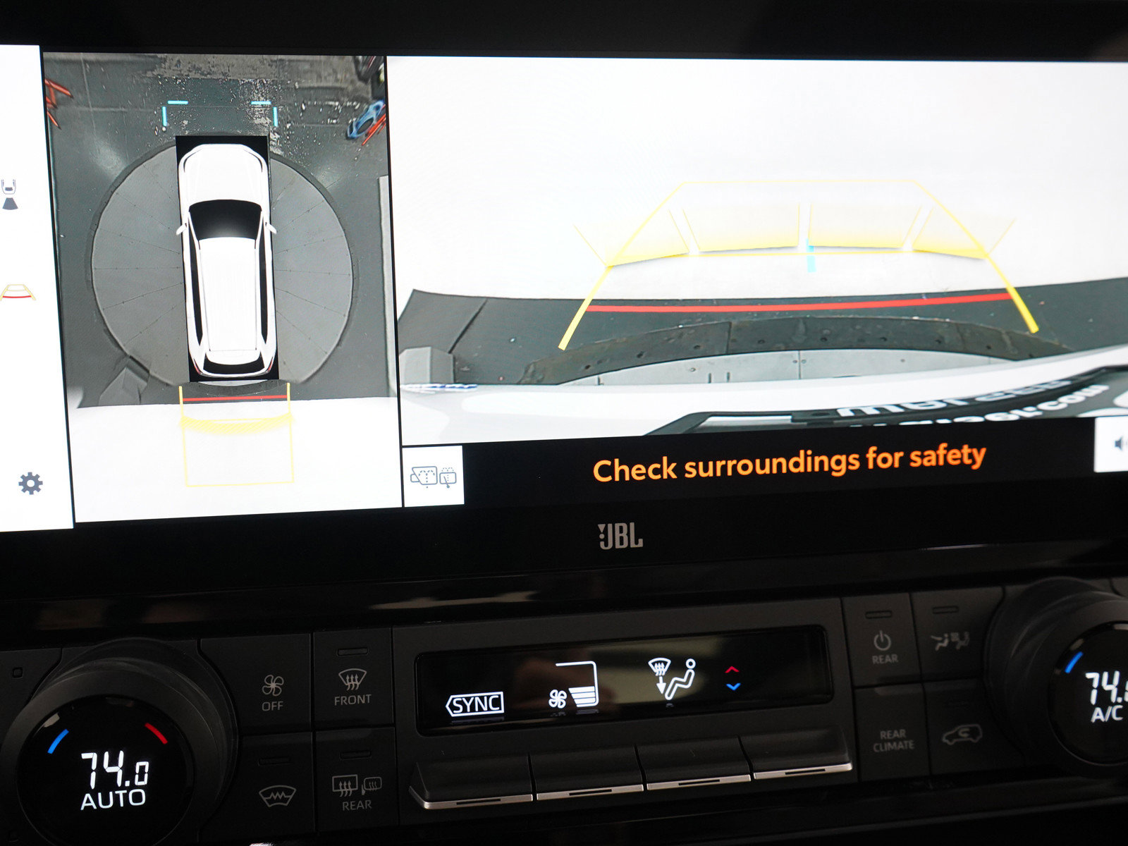 Used 2024 Toyota Grand Highlander AWD Hybrid image 32