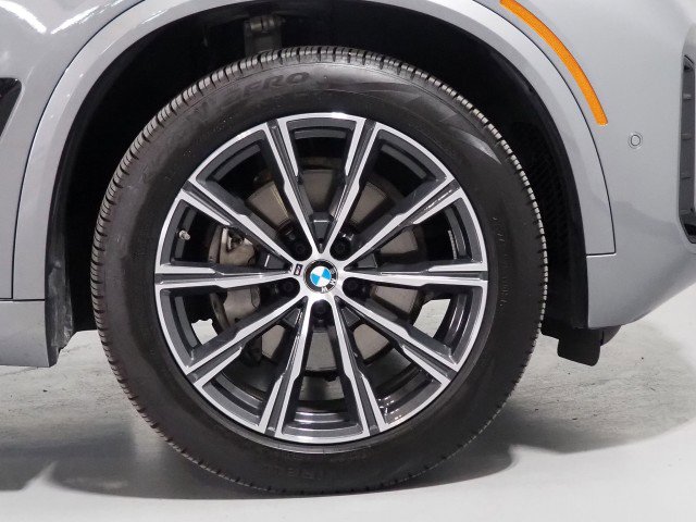 Used 2026 BMW X5 sDrive40i image 58