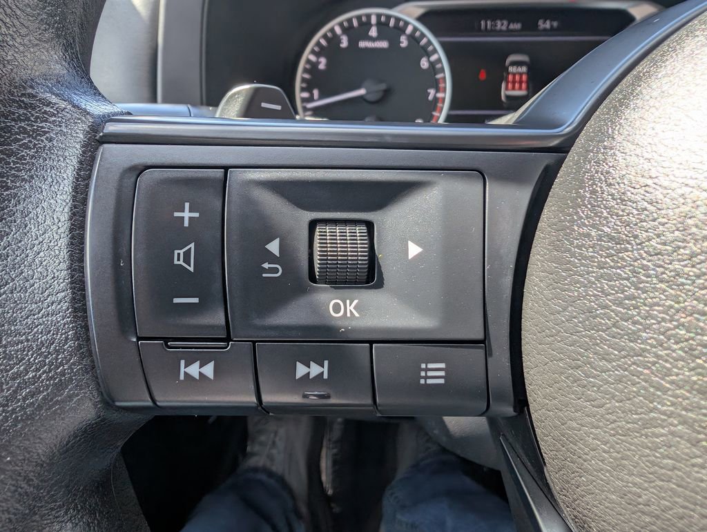 Used 2024 Nissan Pathfinder S AWD/4WD image 24