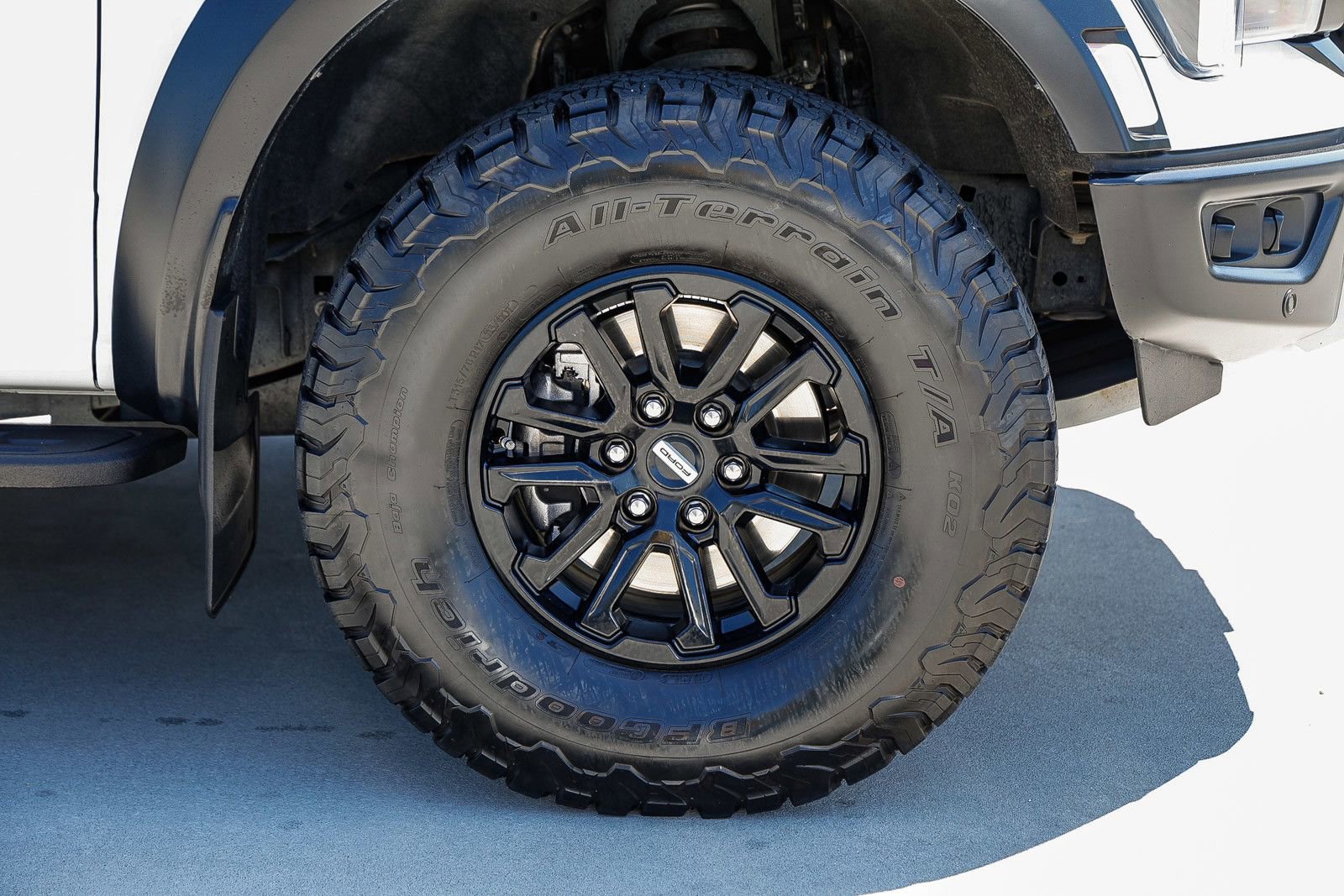 Used 2024 Ford F150 Raptor AWD/4WD image 9