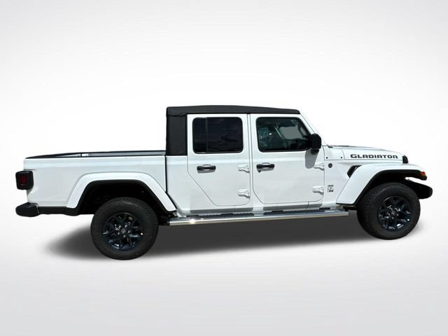 New 2026 Jeep Gladiator Sport AWD/4WD image 9
