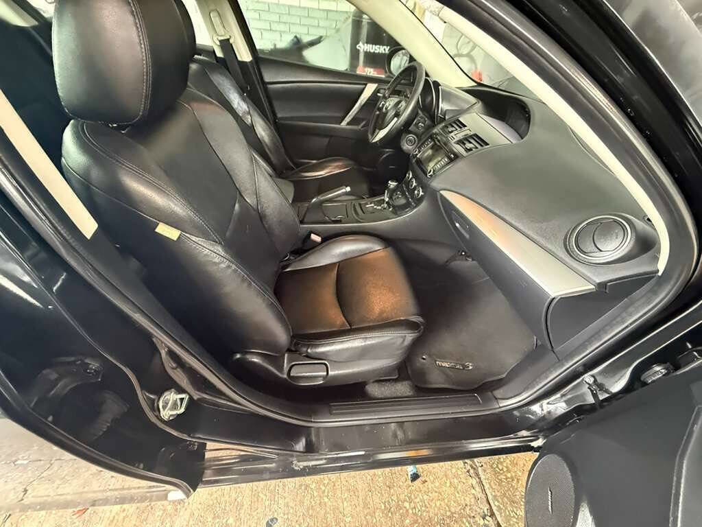Used 2013 MAZDA MAZDA3 i Grand Touring FWD image 10