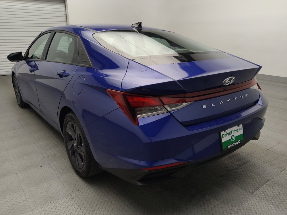 Used 2021 Hyundai Elantra SEL FWD image 5