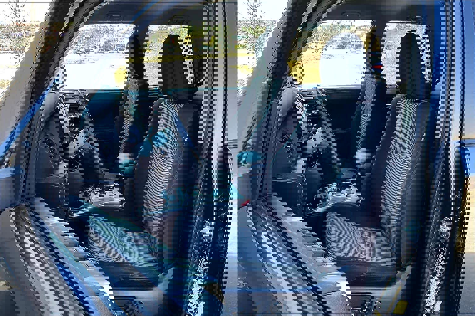 Used 2016 Toyota 4Runner SR5 image 9