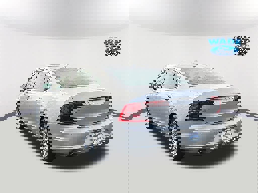 Used 2018 Volvo S90 T6 Momentum w/ Convenience Package image 7