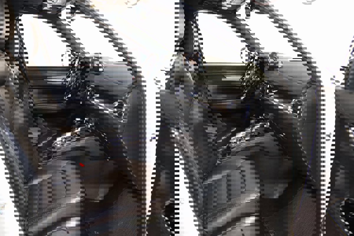 Used 2023 MAZDA CX-5 Signature image 54