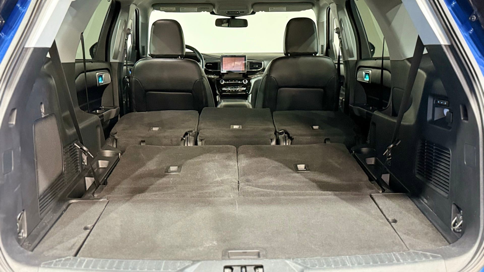 Used 2021 Ford Explorer Limited w/ Equipment Group 301A image 37