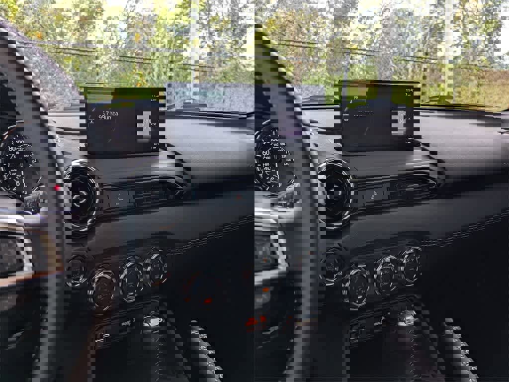 Used 2024 MAZDA MX-5 Miata RF Grand Touring w/ Weather Package image 17