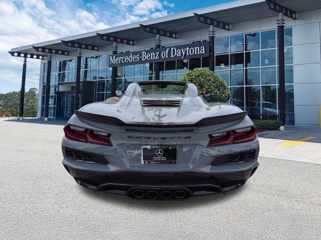 Used 2025 Chevrolet Corvette Z06 RWD image 5