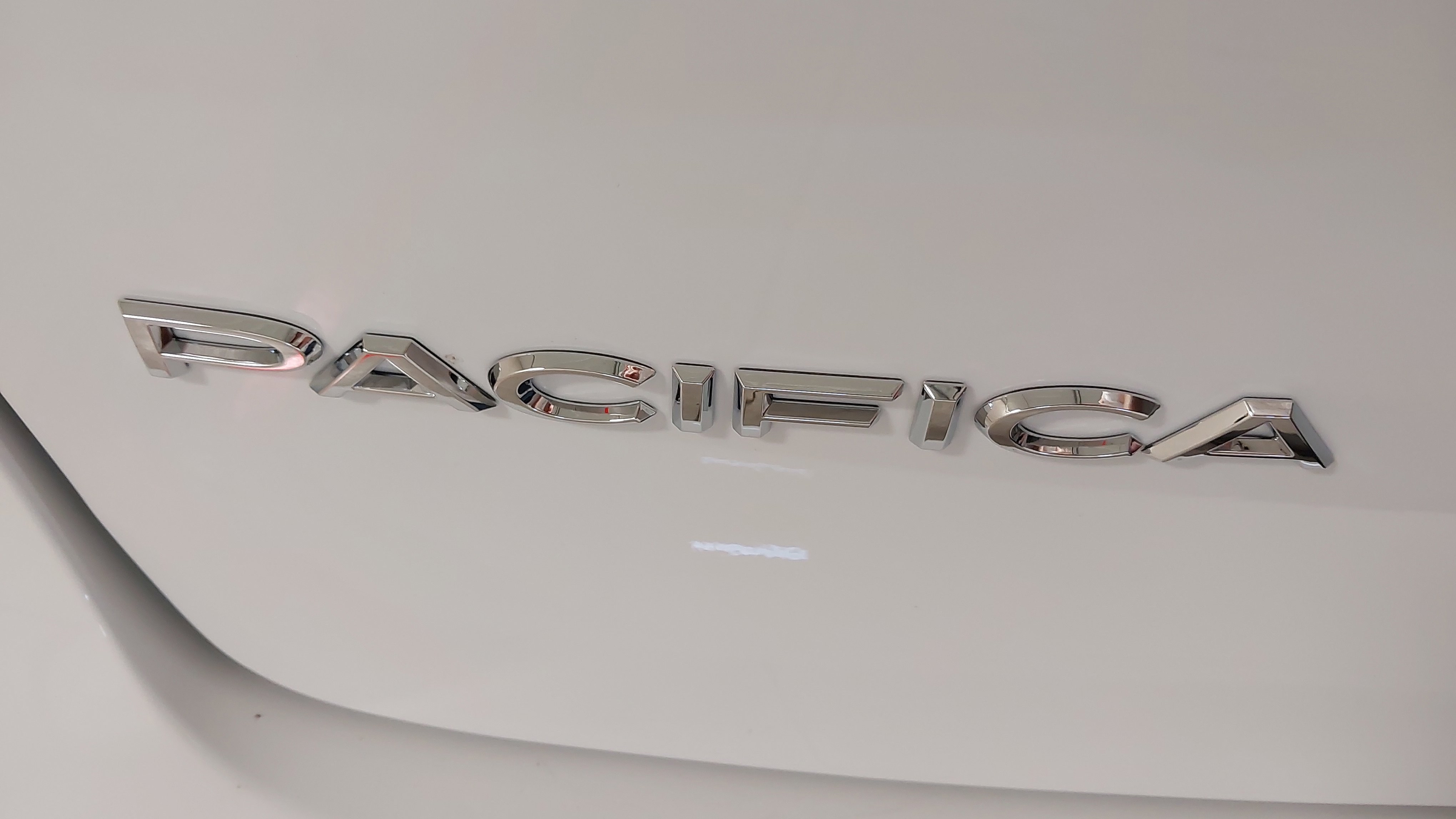 New 2026 Chrysler Pacifica Select image 32