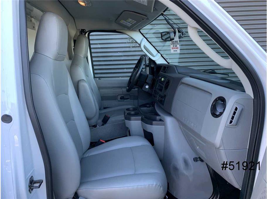 Used 2022 Ford E-350 and Econoline 350 Super Duty w/ Power Windows & Locks Group image 24