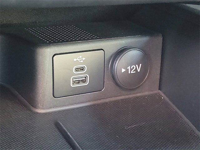 Used 2025 Ford Escape ST-Line w/ Equipment Group 301A image 10