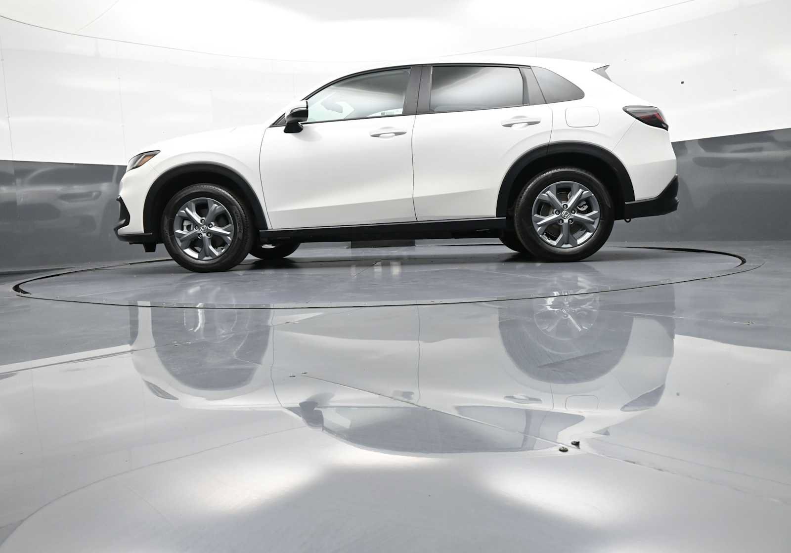 Certified 2026 Honda HR-V LX image 30