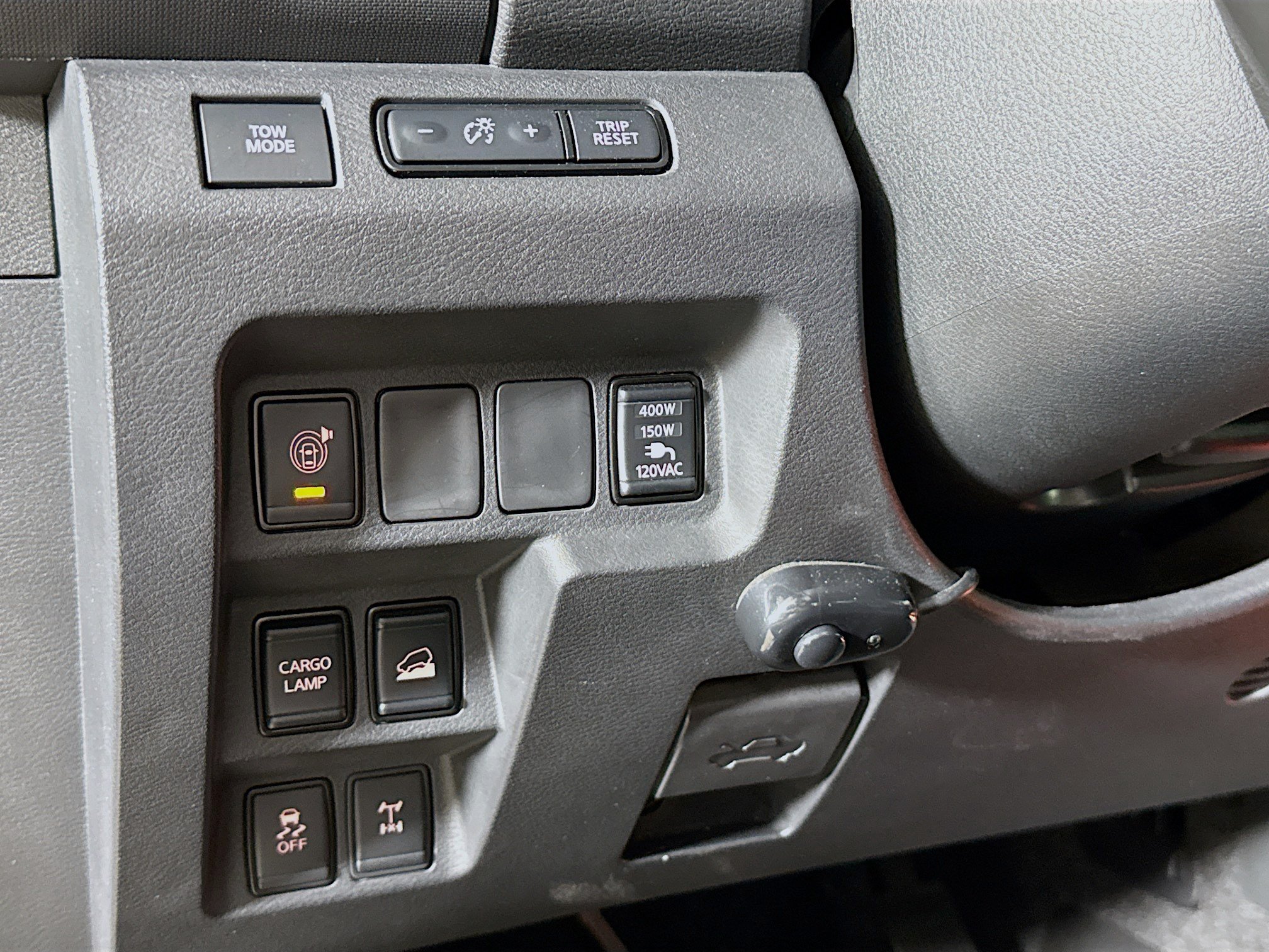 Used 2023 Nissan Frontier PRO-4X w/ Pro-4X Premium Package AWD/4WD image 9