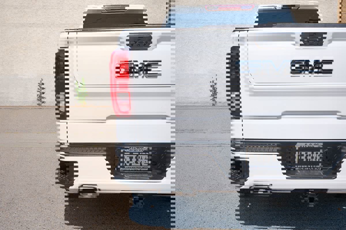 Used 2023 GMC Sierra 1500 Elevation image 35