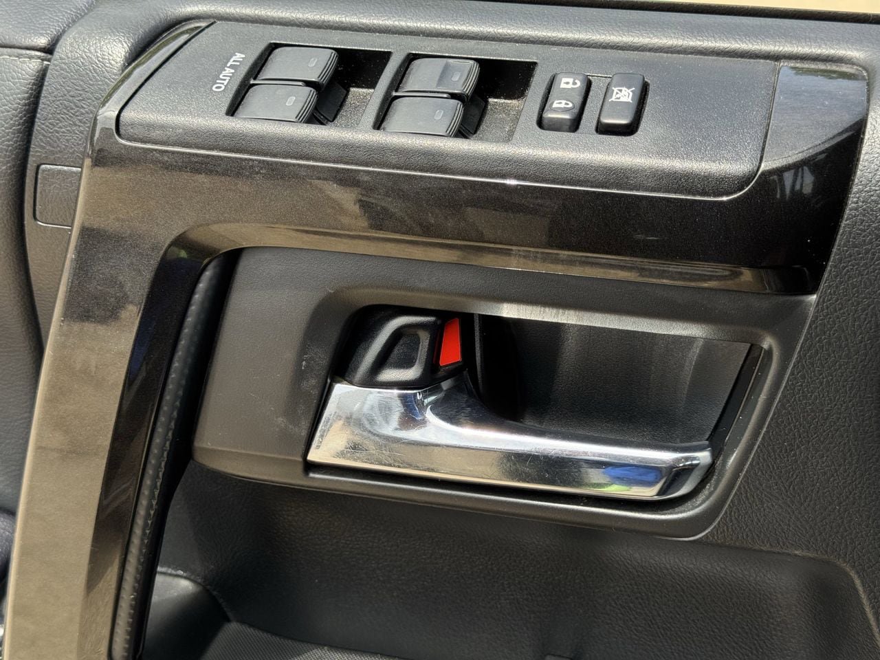 Used 2020 Toyota 4Runner Nightshade AWD/4WD image 23