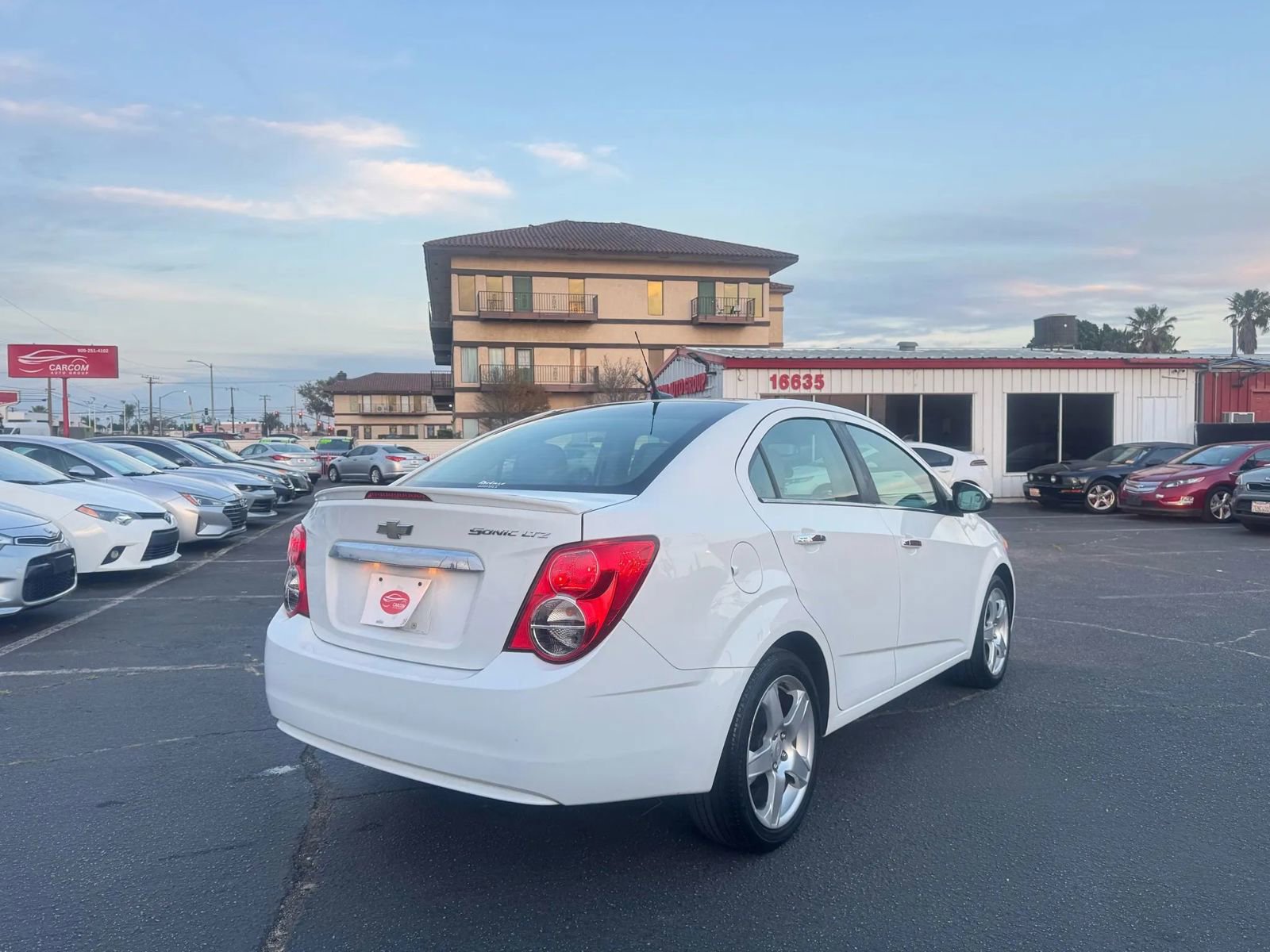 Used 2013 Chevrolet Sonic LTZ image 8