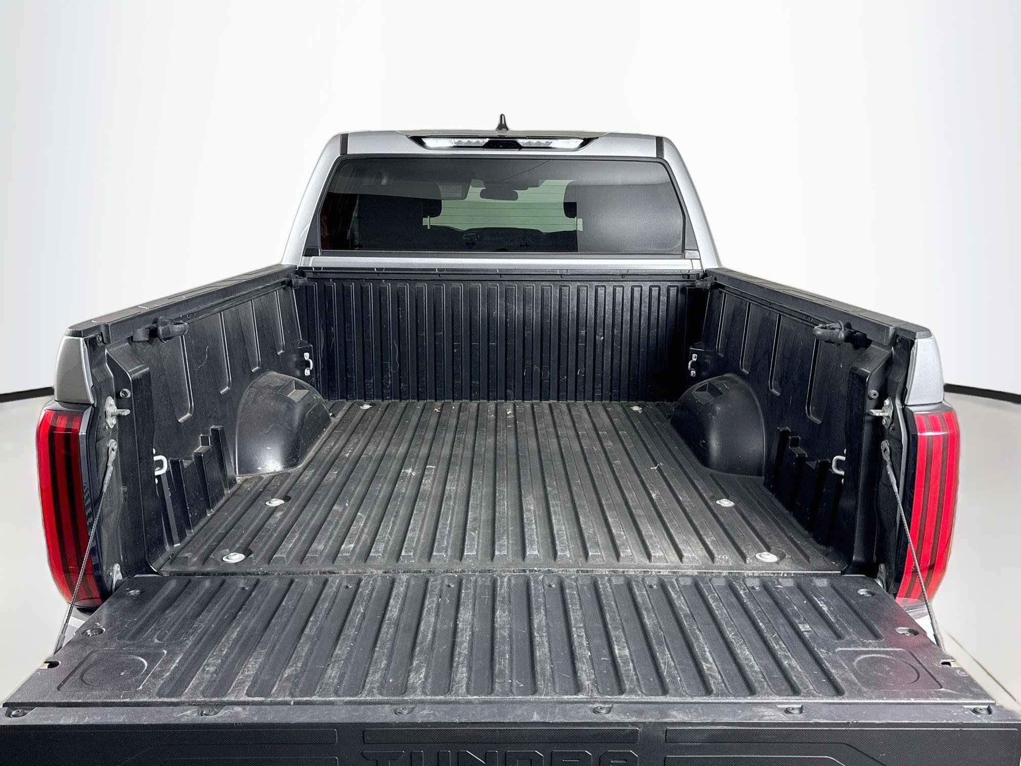 Used 2024 Toyota Tundra SR5 w/ SR5 Convenience Package AWD/4WD image 23