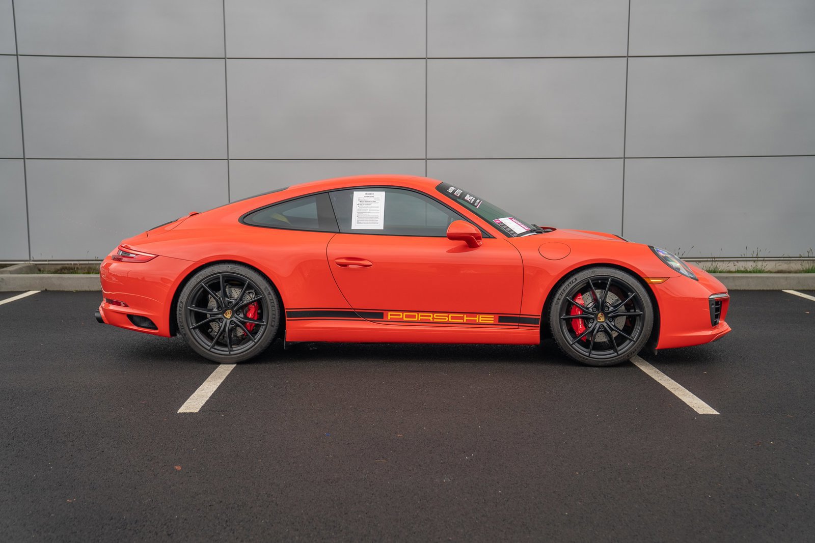Used 2019 Porsche 911 Carrera S image 8