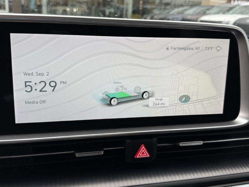 Used 2023 Hyundai Ioniq 6 SE AWD/4WD image 27