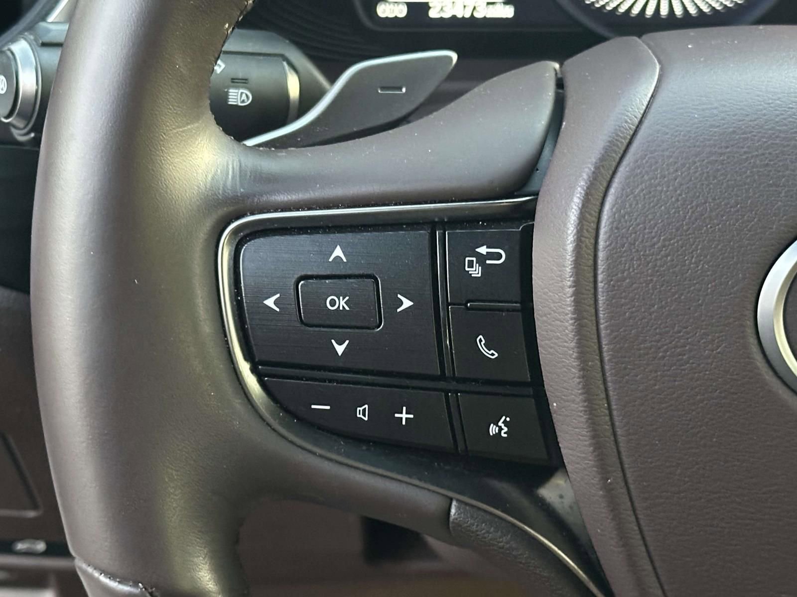 Used 2020 Lexus ES 350 w/ Premium Package image 23