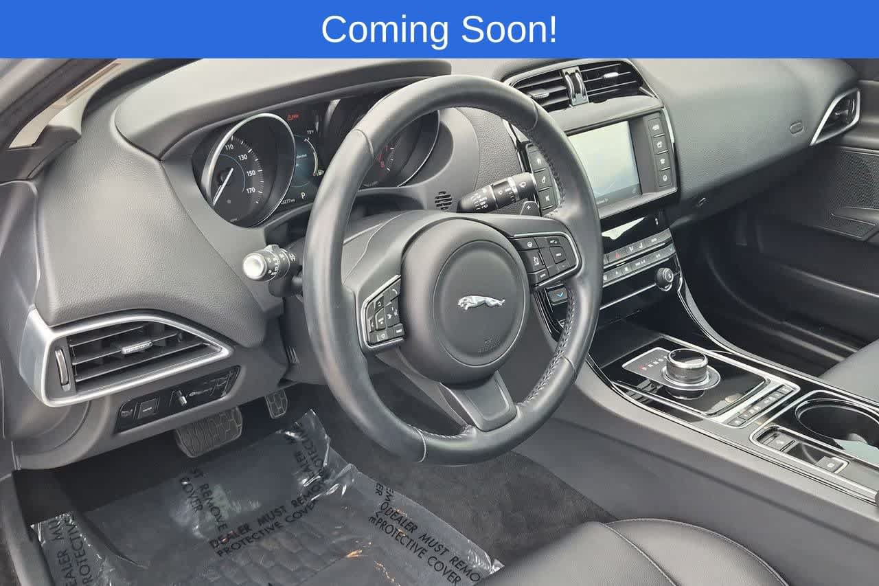 Used 2017 Jaguar XE Premium RWD video 2