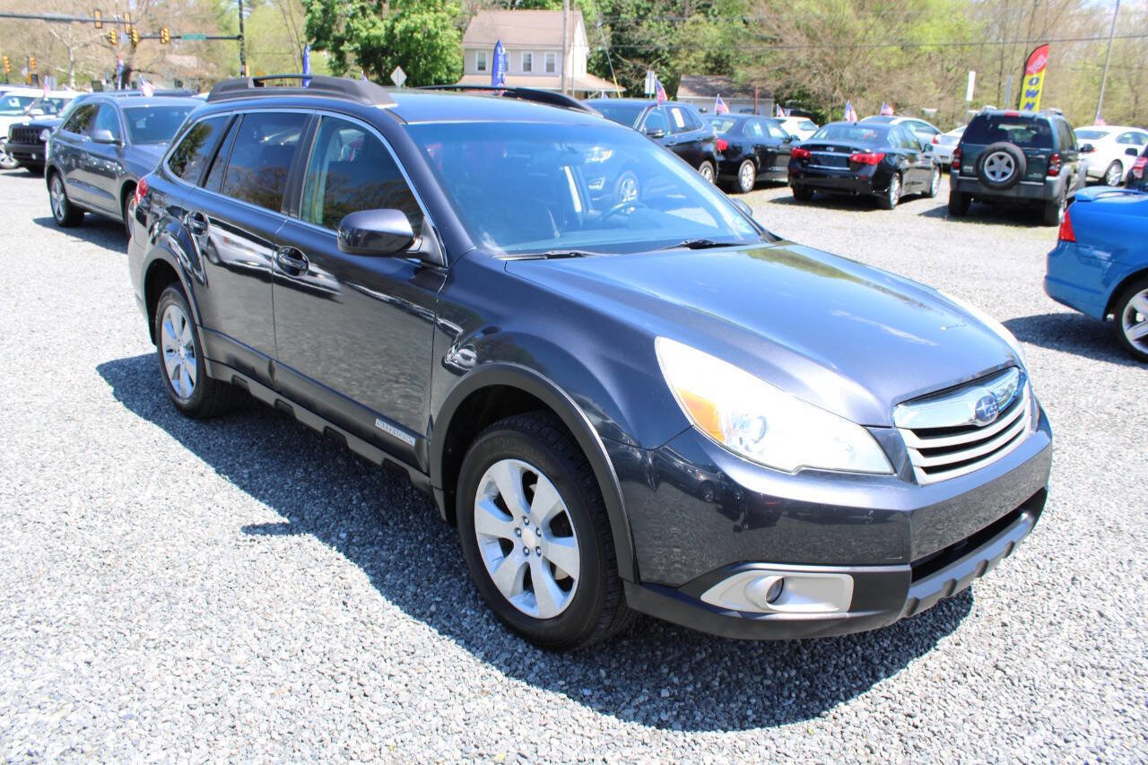Used 2012 Subaru Outback 2.5i Premium w/ All-Weather Pkg AWD/4WD image 4