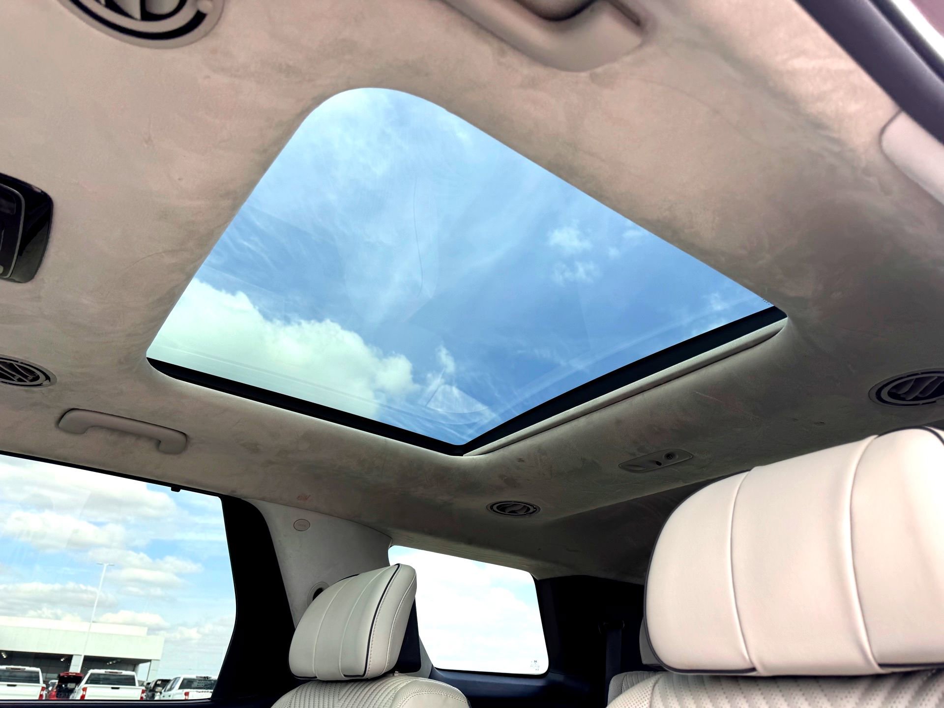 Used 2024 Hyundai Palisade Calligraphy image 20