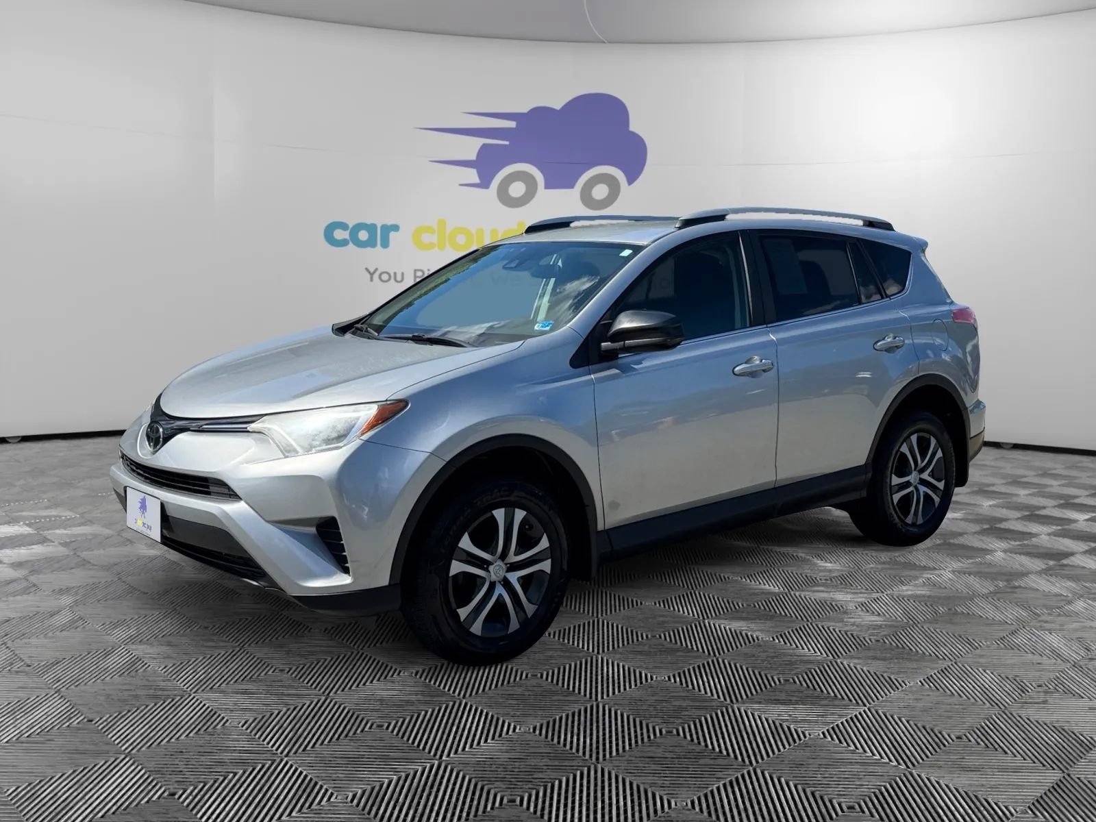Used 2017 Toyota RAV4 LE w/ All Weather Liner Package FWD image 1